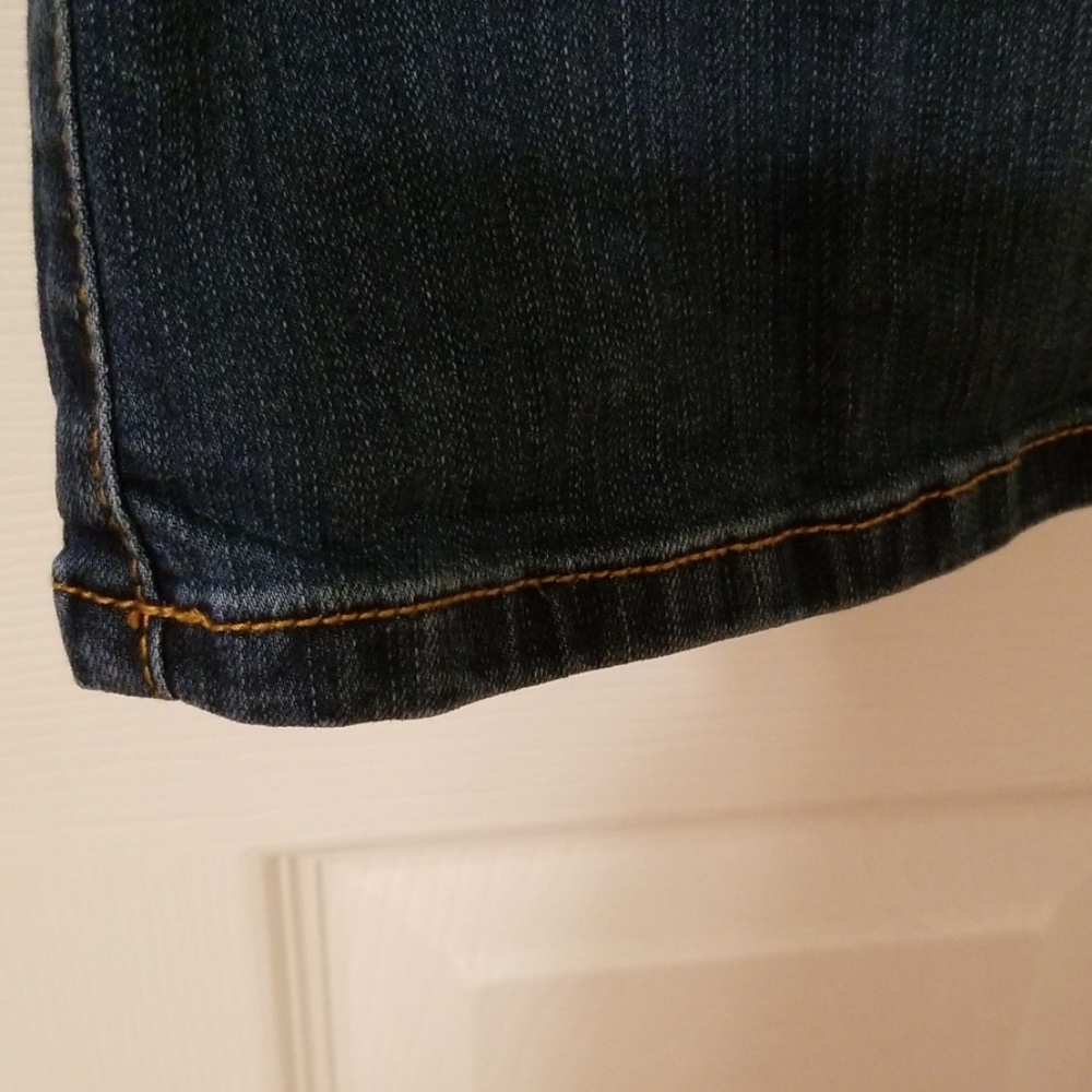 Jeans - Picture 7 of 8